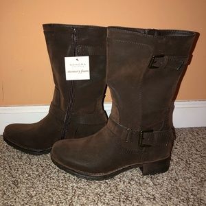Women’s boots